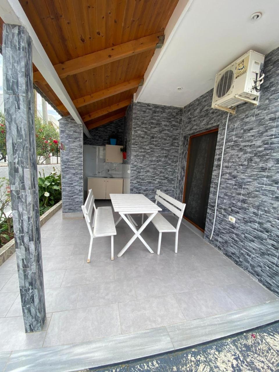 Vila Avni Likometi Ксаміл Номер фото